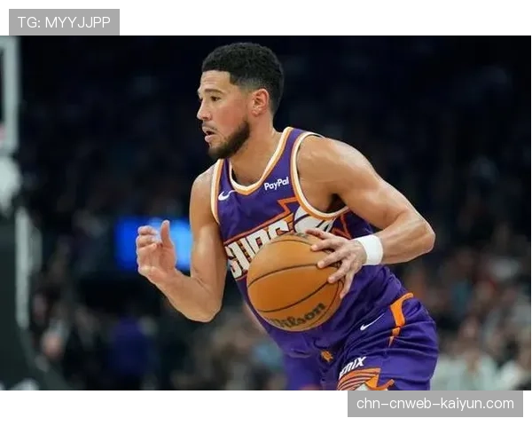 伤病更新：太阳队德文·布克腿筋拉伤，预计缺席一周